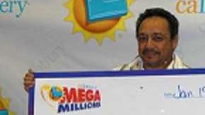 Salvador Fonseca ganó en la lotería Mega Millions.