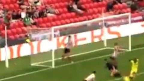 El nigeriano Samu del Villarreal B hizo una jugada de otro planeta.