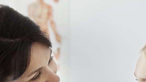 No toda la sinusitis se trata con antibióticos.