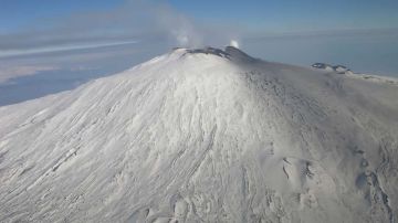 El Monte Etna, en Sicilia, Italia, es uno de los volcanes más activos de Europa.