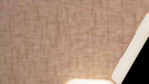 Llevar la carga al mínimo, exponerla a altas temperaturas o forzar cargas innecesarias son grandes enemigos para la batería.