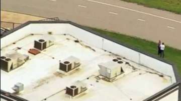 El pistolero entró disparando en un restaurante en Oklahoma City.