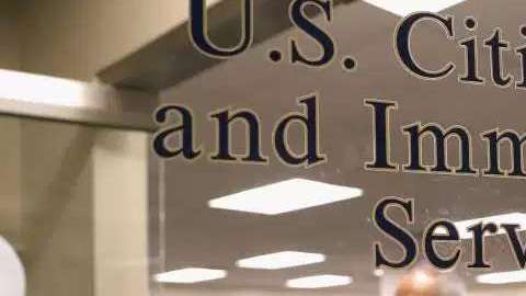 USCIS_FormularioI-407