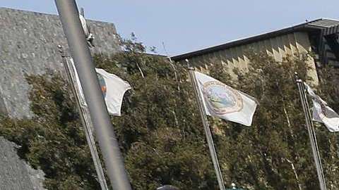 Un campamento de indigentes en Santa Ana. (Aurelia Ventura/La Opinion)