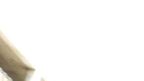 Activistas piden cesar la separación de familias migrantes.