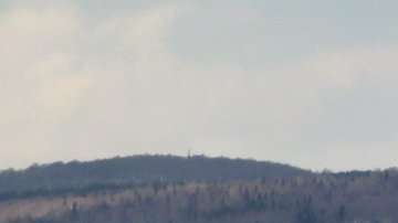 De la minería de asbesto quedan solo instalaciones abandonadas.