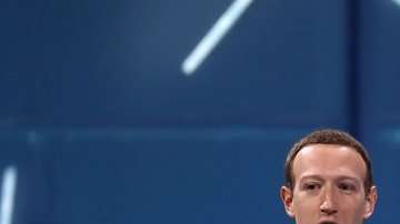 Mark Zuckerberg ha tenido que dar explicaciones sobre Facebook.