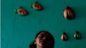 Karina Navarrete asegura que fue la policía quien mató a su bebé.