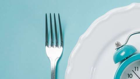 La ventaja es que de esas 16 horas de ayuno pasas 8 durmiendo.