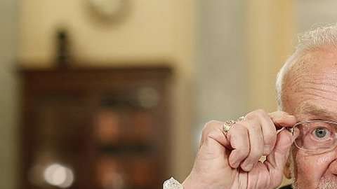 Aldrin demanda a dos de sus hijos por un mal uso de sus finanzas.