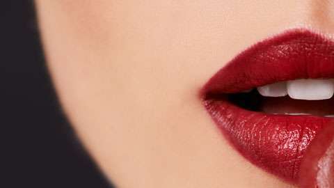 El aceite de palma es usado en labiales y cremas.