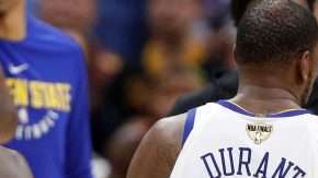 Los Warriors se llevaron la victoria en el juego 3 contra los Cavs. (Foto: EFE/DAVID MAXWELL)