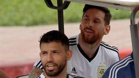 Lionel Messi fue uno de los seis examinados por la FIFA de la selección argentina. (Foto: EFE/ Alberto Estévez)