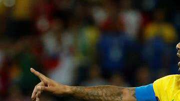 Marcelo y Neymar en el empate de Brasil. EFE