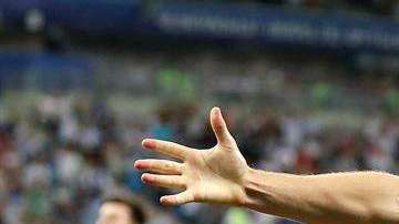 El inglés Harry Kane celebra el triunfo ante Túnez en Rusia 2018. (Foto: EFE/EPA/FRANCIS R. MALASIG)