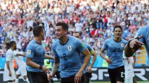 Luis Suárez hizo el gol del triunfo sobre Arabia Saudita