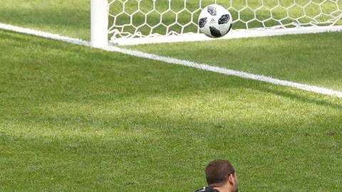 Lukaku anota uno de sus goles contra Túnez. EFE