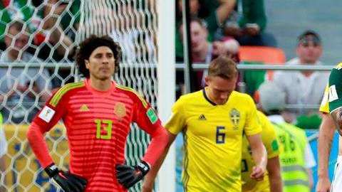 México jugó su peor partido ante Suecia. EFE