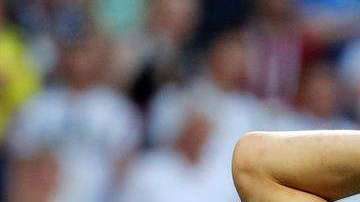 Mario Gomez se lamenta tras la eliminación de Alemania del Mundial