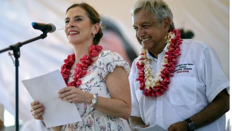 Beatriz Gutiérrez Müller y Andrés Manuel López Obrador.