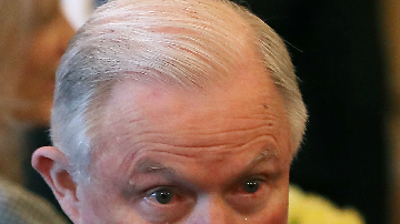 Sessions estableció que jueces de inmigración no pueden cerrar casos administrativamente