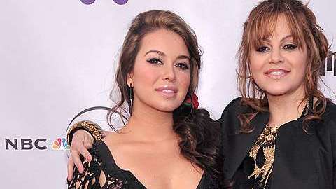 chiquis-y-jenni-rivera