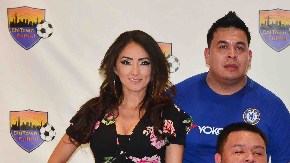Los Dragones se convirtieron en campeones de la Recopa de los viernes en Chitown Futbol. (Javier Quiroz / La Raza)