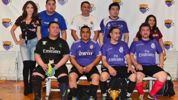 Los Dragones se convirtieron en campeones de la Recopa de los viernes en Chitown Futbol. (Javier Quiroz / La Raza)