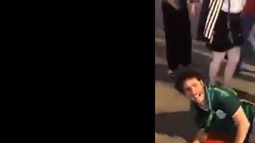 "Debryanshow" simuló tener sexo con una bandera alemana