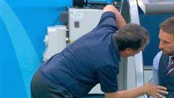 El polémico momento entre el Bolillo Gómez y Gareth Southgate.