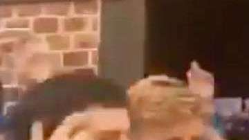 Los fans a todo pulmón.