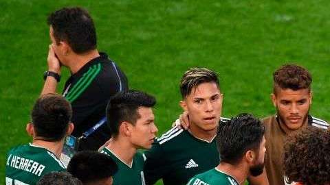 Javier Hernández después de la derrota contra Suecia. JORGE GUERRERO/AFP/Getty Images