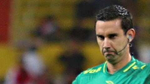 El árbitro mexicano César Ramos,pitará el difícil juego entre Uruguay y Portugal. (Foto: Imago7/Sandra Bautista)