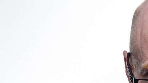 No escribas cosas inútiles.