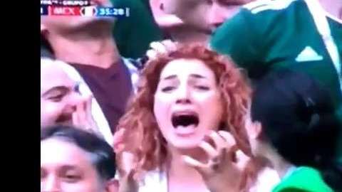 La mujer mexicana captada por las cámaras es conocida como #LadyNoMames.