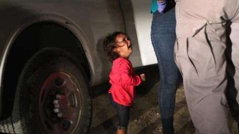 La menor y su madre habrían recibido asilo en Estados Unidos tras ser detenidas.