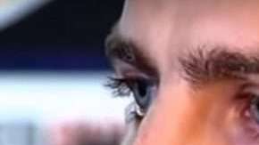 Gerard Piqué llora tras ser cuestionado si se puede votar a favor de la independencia de Catalunya y seguir jugando por España.