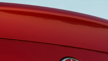 Mercedes contraataca.