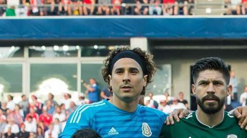 Los seleccionados mexicanos tienen sus autos favoritos.