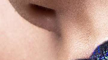 No necesitas acudir con un maquillista profesional para lograr este efecto en tu boca.