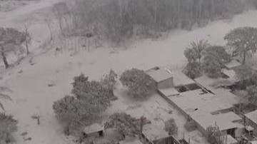 El Rodeo quedó sepultado bajo las cenizas.