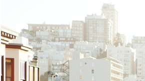 ¿Un salario de 6 cifras en San Francisco es un ingreso bajo?