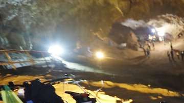 Los primeros rescatistas encontraron bicicletas cerca de la entrada de la cueva.