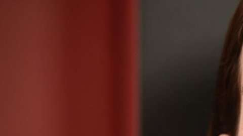 Anne Hathaway es voz del rechazo al asesinato.