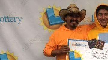 Giovanni Escamilla dice que él no juega mucho a la lotería.