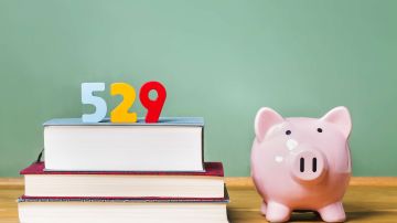 Las cuentas 529 están pensadas para ayudar a ahorrar para pagar estudios./Shutterstock