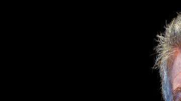 Bourdain durante la grabación de un programa de TV en Lisboa