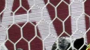 El colombiano Mateus Uribe falló el penalti definitivo ante los ingleses.. (Foto: EPA-EFE/FELIPE TRUEBA)