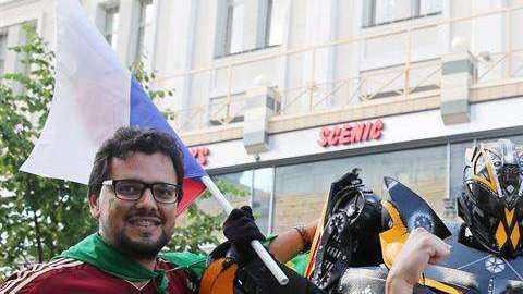 Gran ambiente se vive entre la afición de Brasil, previo al duelo de cuartos de final ante Bélgica