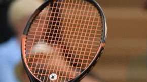 Alison Van Uytvanck celebra su victoria sobre Garbiñe Muguruza en Wimbledon. (Foto: EFE/Gerry Penny)